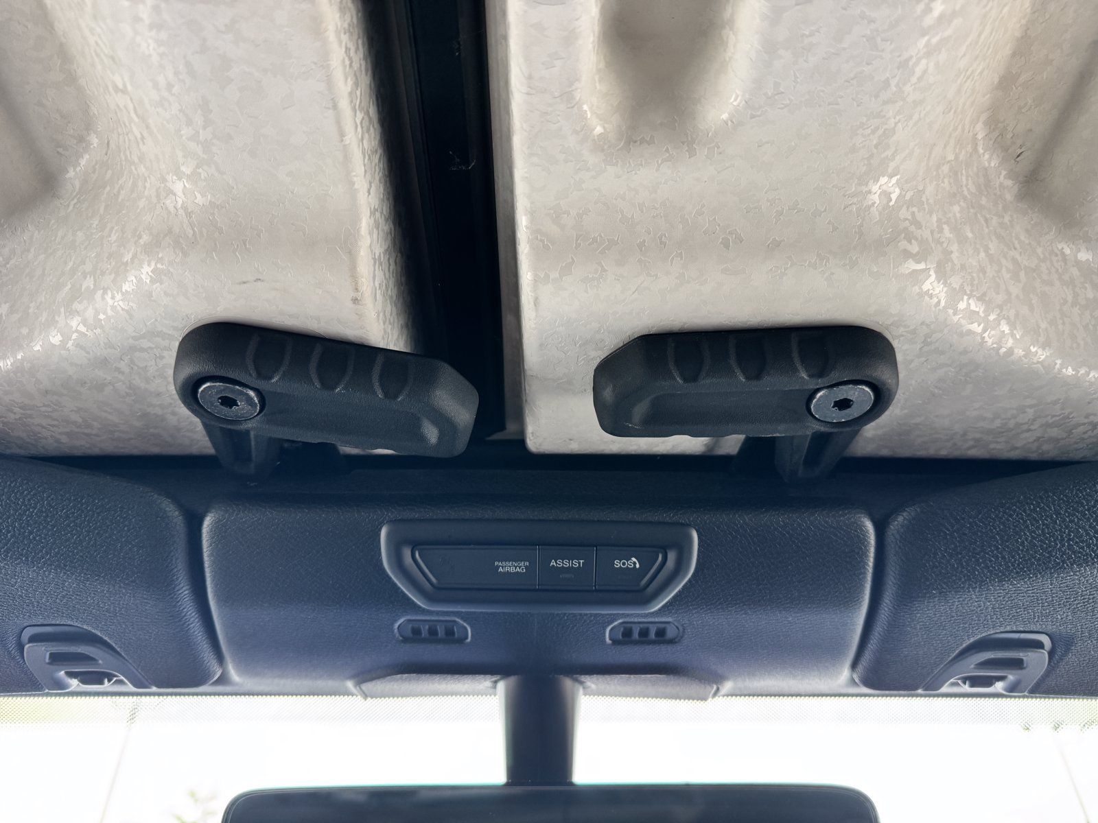 Used 2019 Jeep Wrangler Unlimited Sahara AWD/4WD image 31