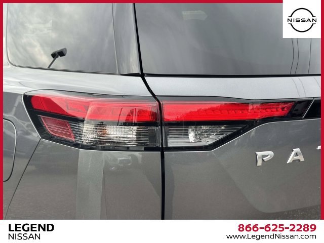 Used 2024 Nissan Pathfinder S w/ Cargo Package AWD/4WD image 11