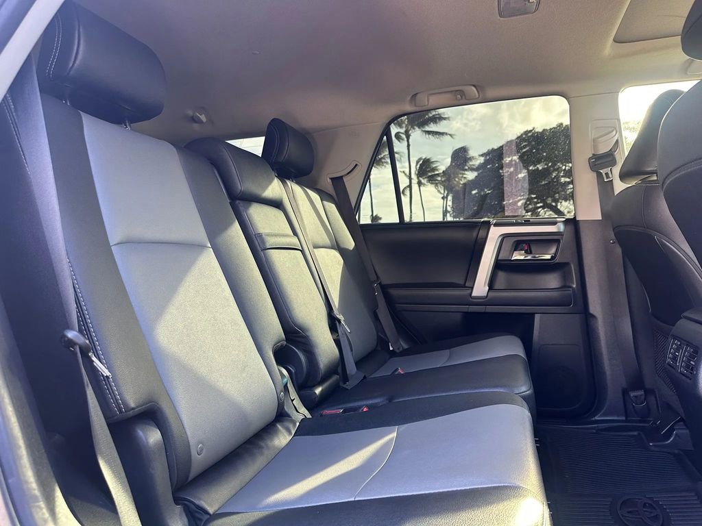Used 2019 Toyota 4Runner SR5 Premium RWD image 14