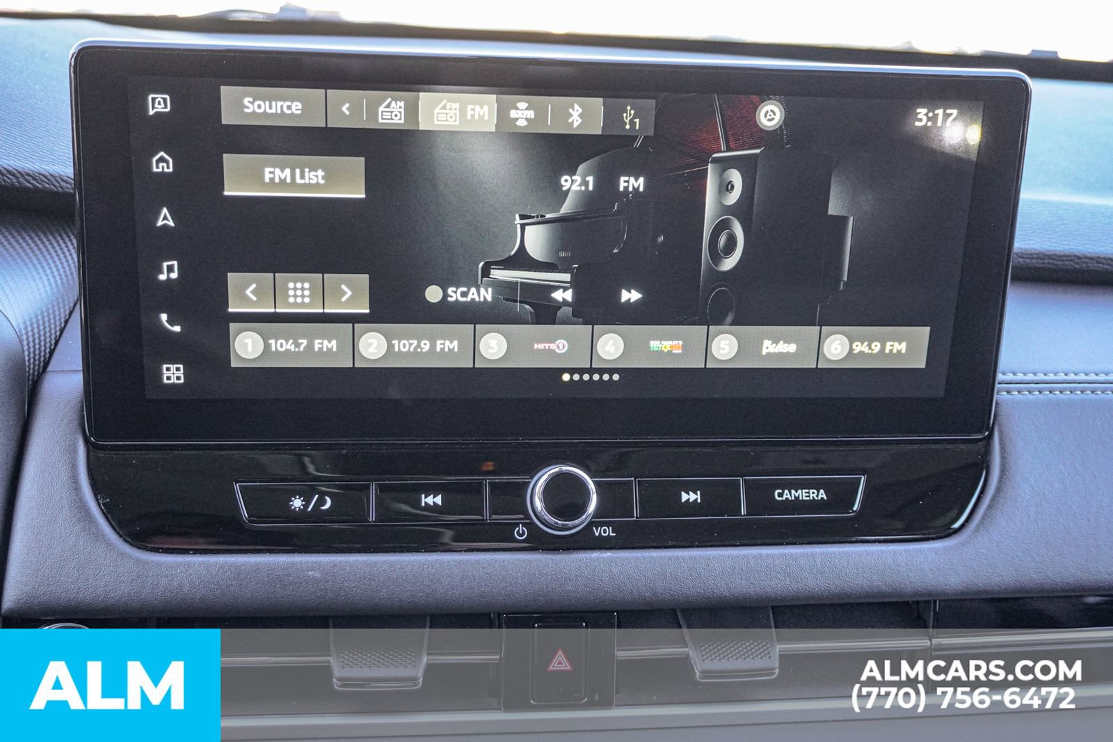 Used 2025 Mitsubishi Outlander SE image 44