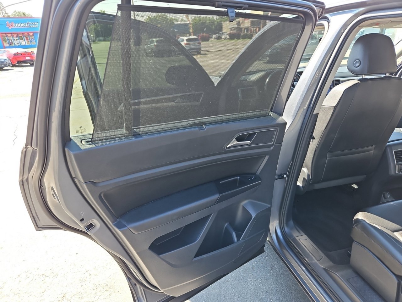 Used 2019 Volkswagen Atlas SE image 28