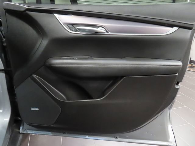 Used 2023 Cadillac XT5 Luxury image 14