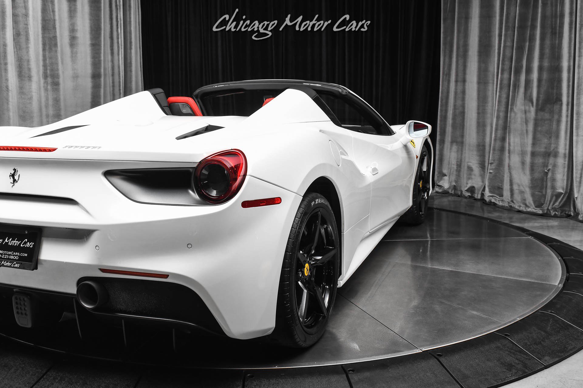 Used 2018 Ferrari 488 Spider RWD image 43
