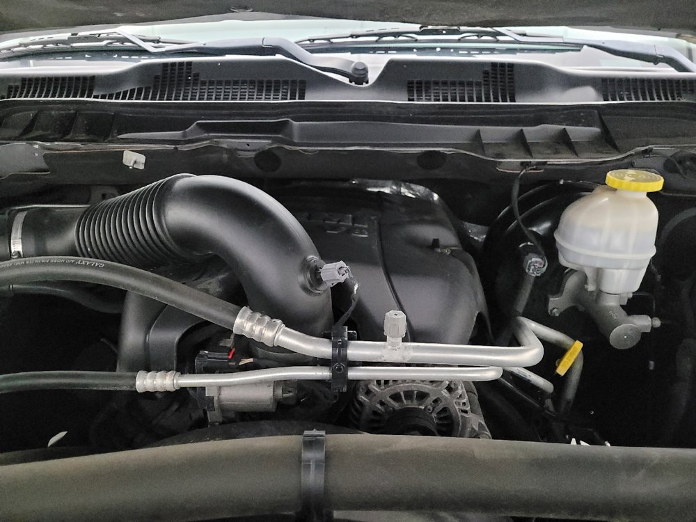 Used 2019 RAM 1500 Classic SLT RWD image 30