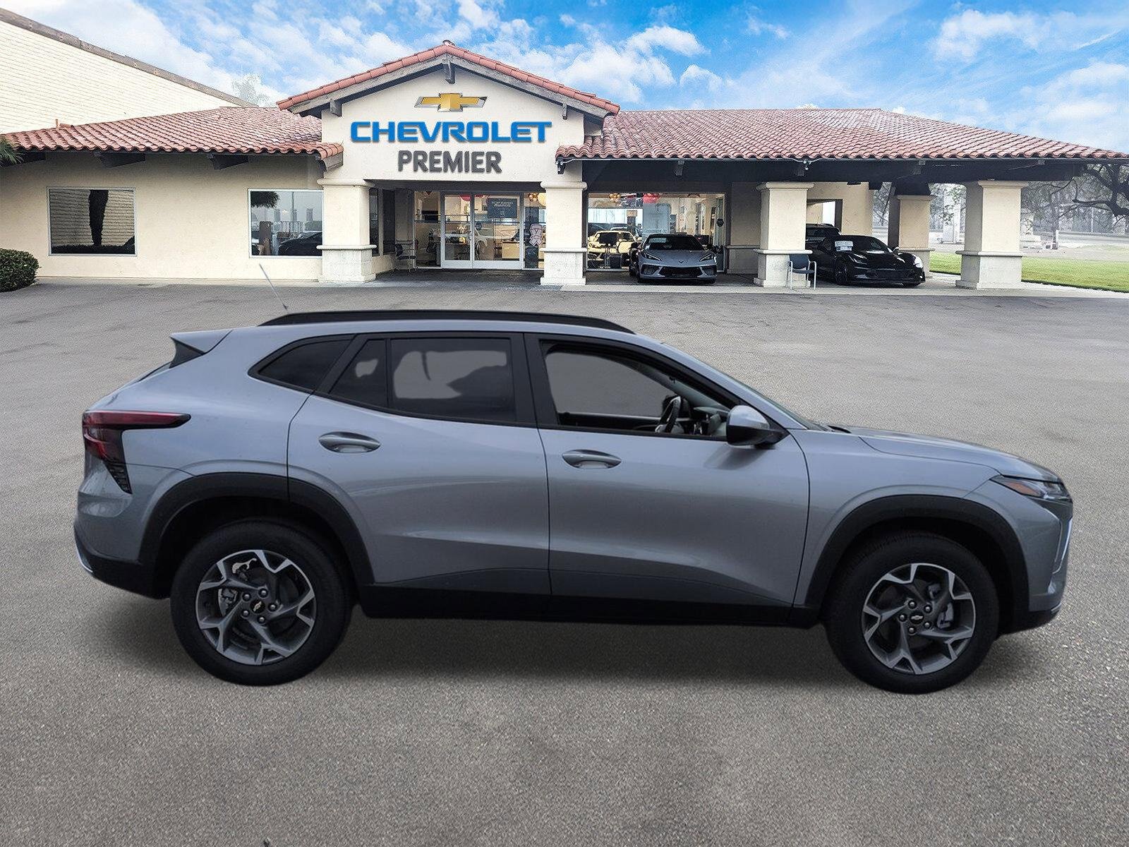 New 2026 Chevrolet Trax LT w/ Driver Confidence Package FWD image 9