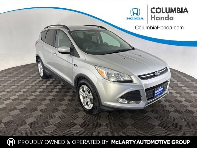 Used 2014 Ford Escape SE w/ Equipment Group 201A FWD 360° Tour