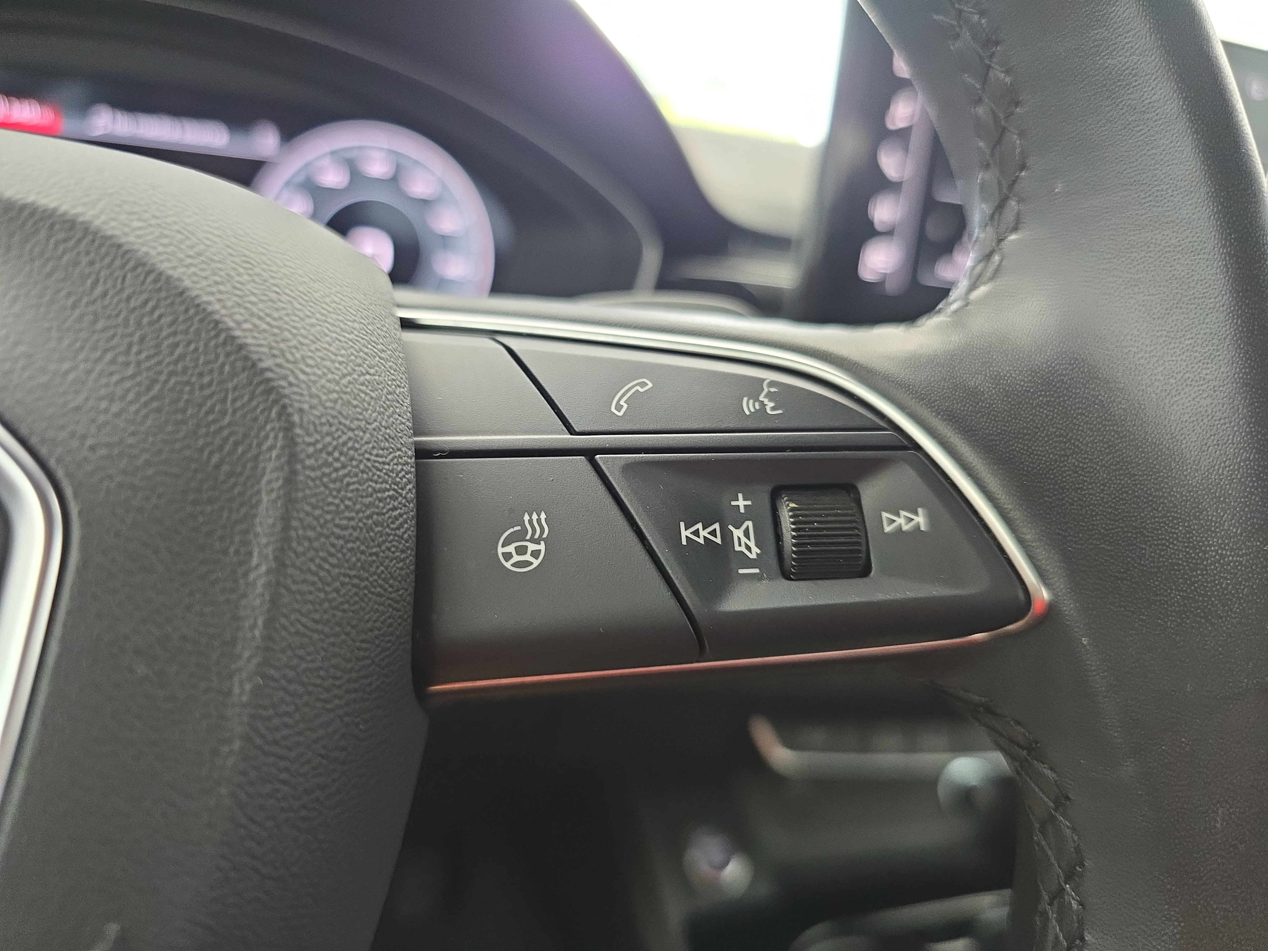Used 2024 Audi A5 2.0T Premium Plus w/ Premium Plus AWD/4WD image 17