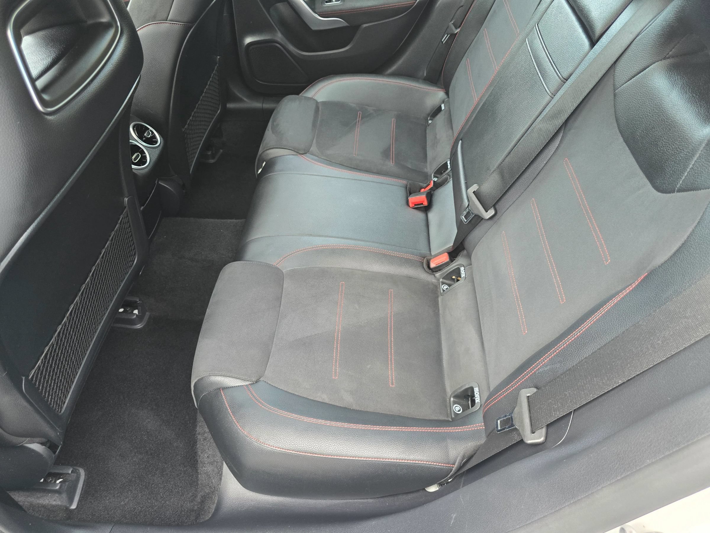 Used 2020 Mercedes-Benz CLA 250 image 19