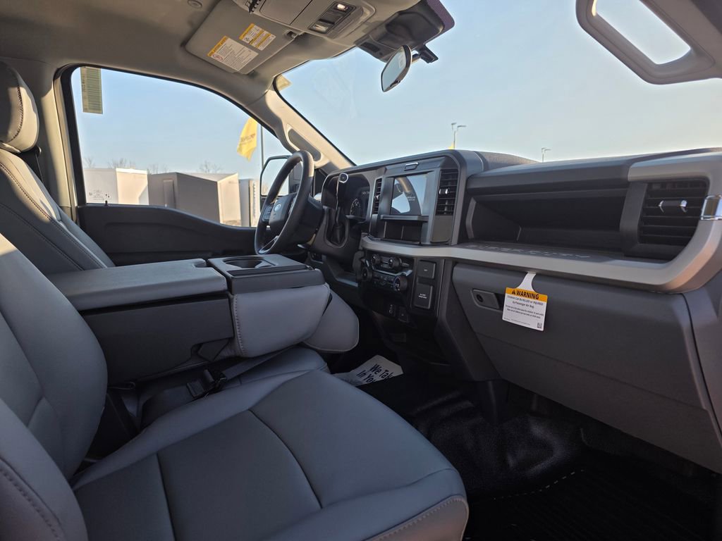 New 2026 Ford F350 XL w/ XL Chrome Package image 44