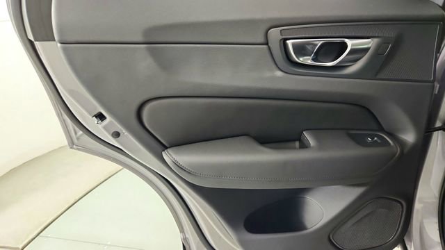 New 2026 Volvo XC60 T8 Plus w/ Climate Package PRO AWD/4WD image 27