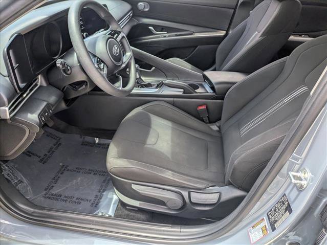 Used 2023 Hyundai Elantra SEL FWD image 13