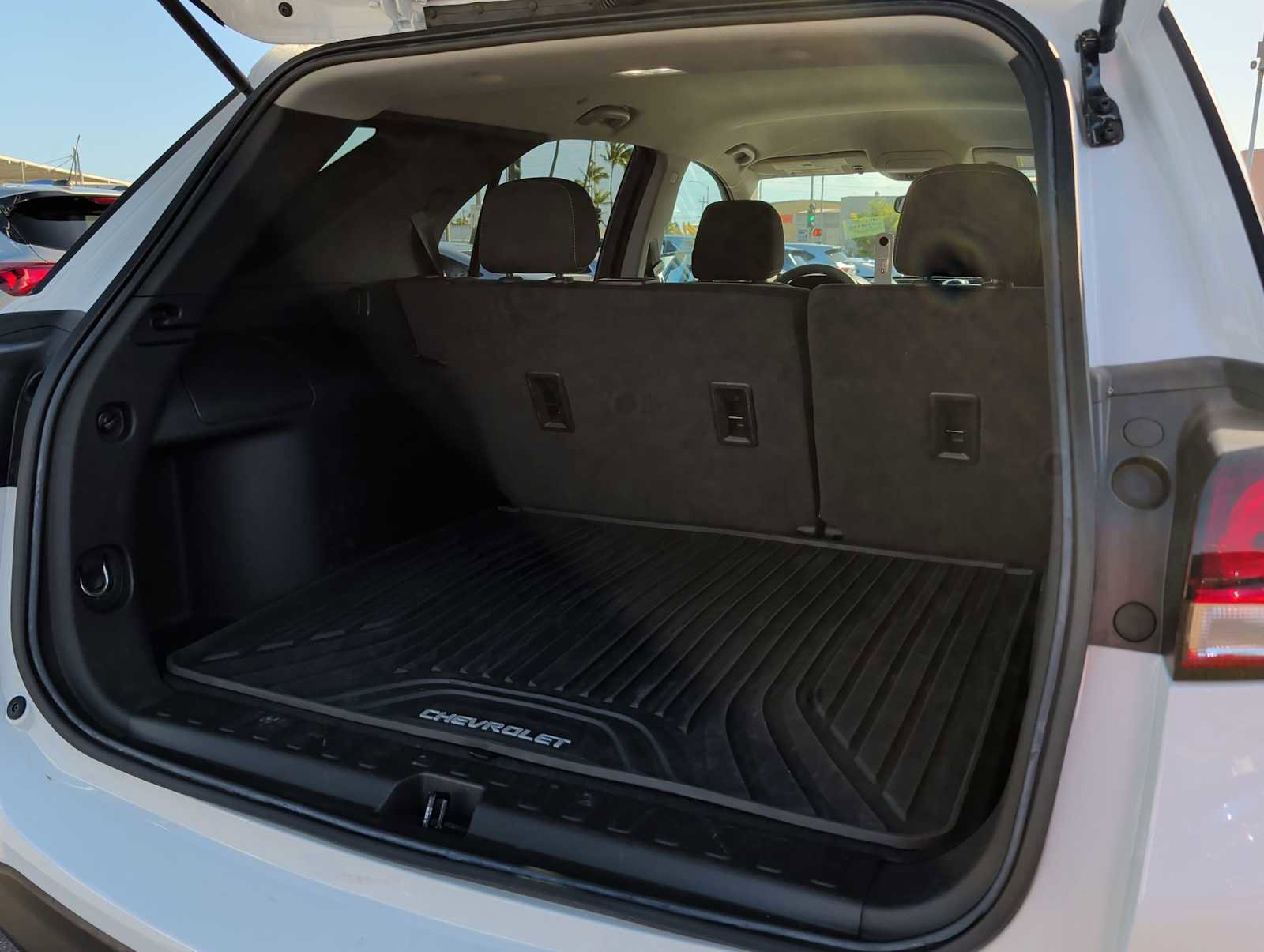 Used 2022 Chevrolet Equinox LT image 19