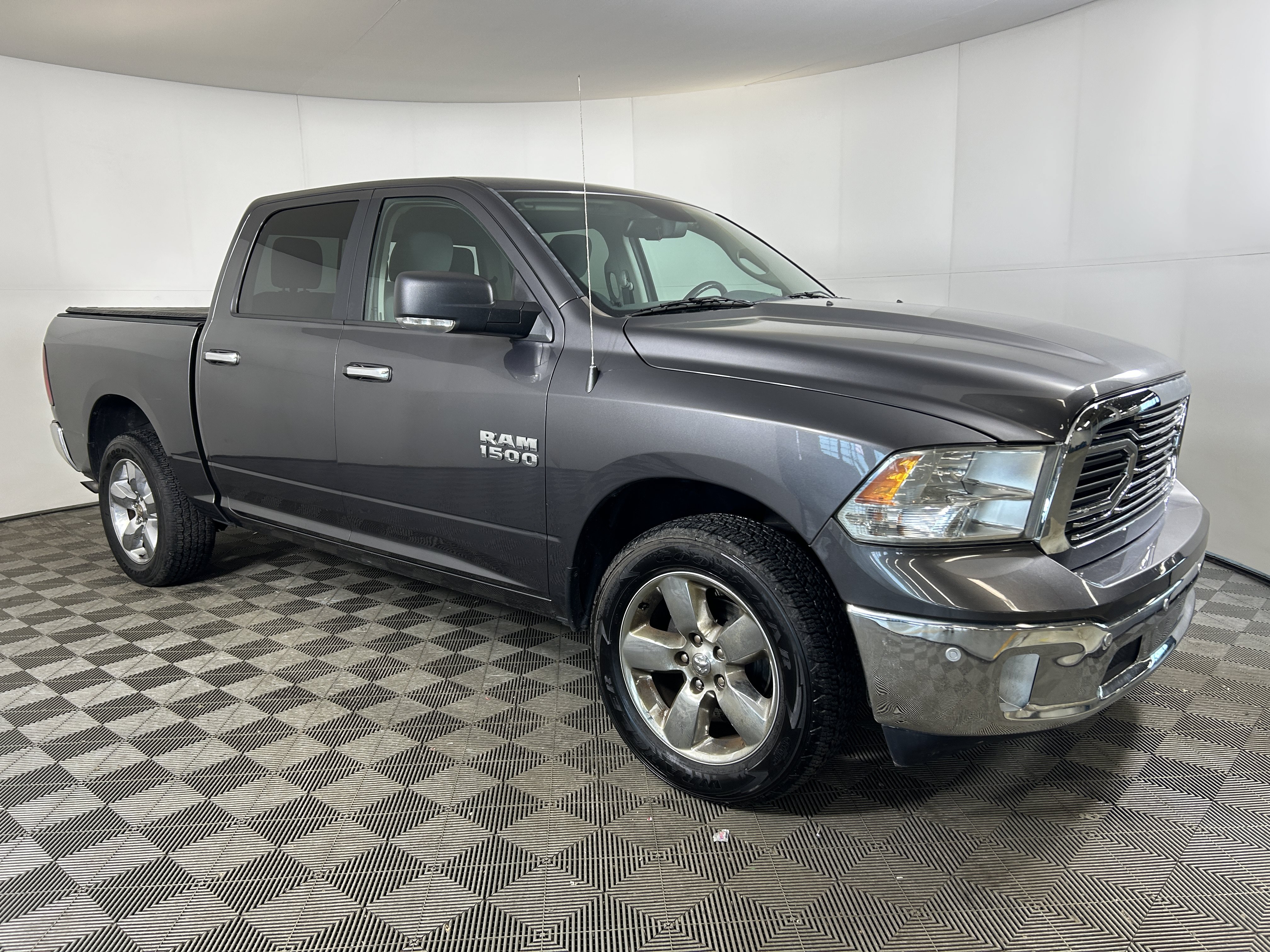 Used 2017 RAM 1500 Big Horn AWD/4WD image 4