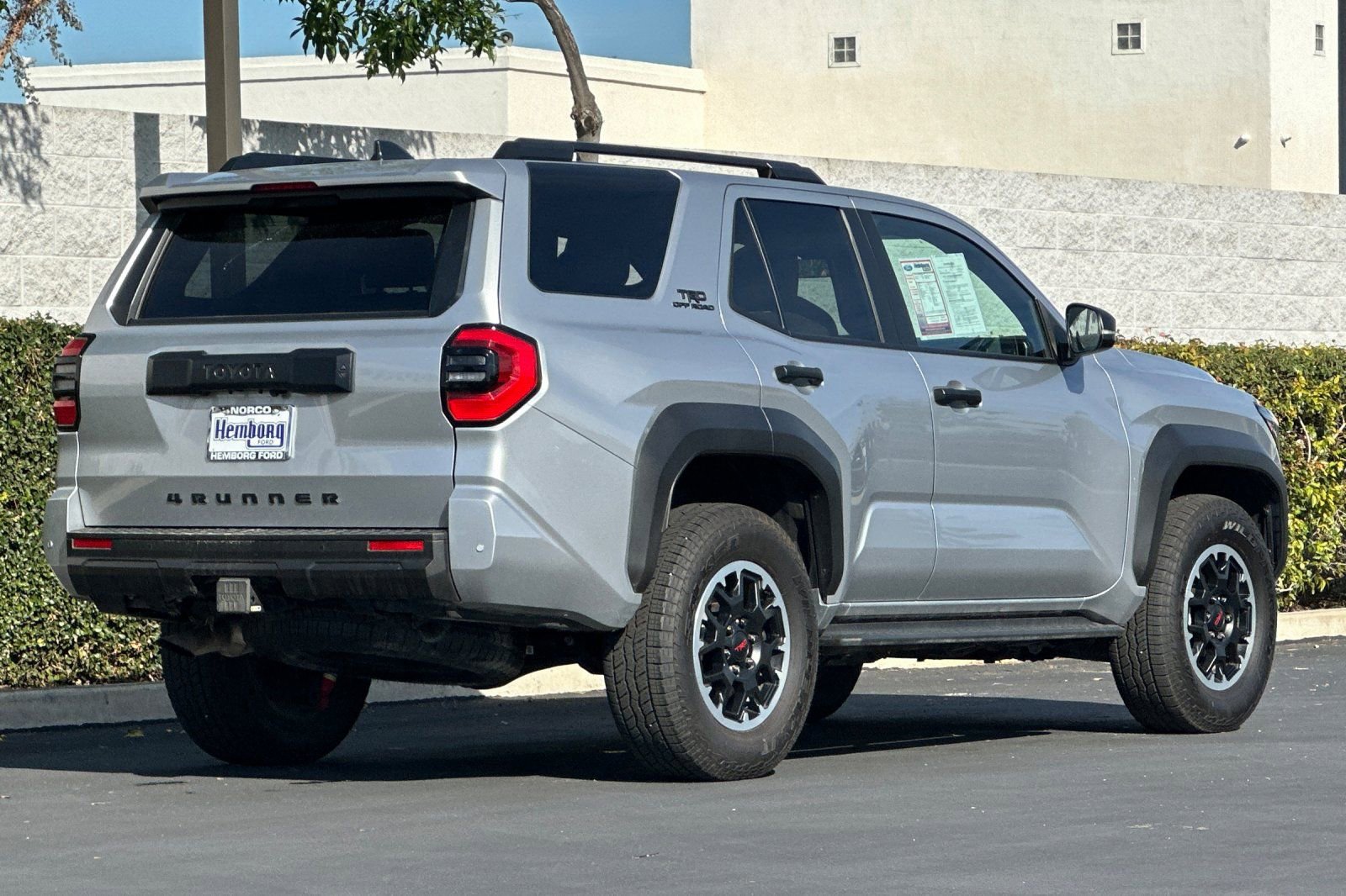 Used 2025 Toyota 4Runner TRD Off-Road image 4