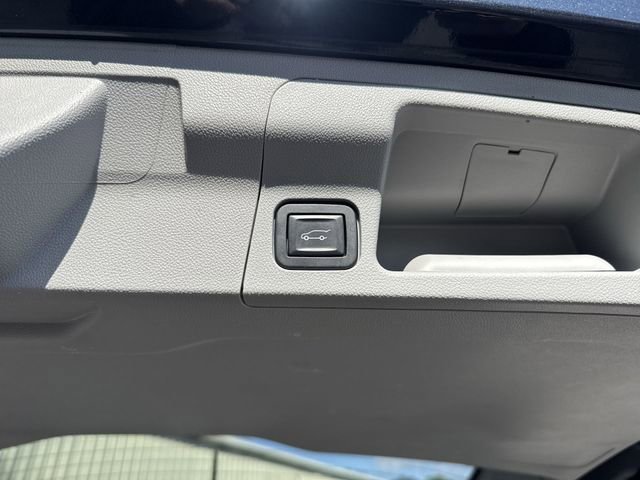 Used 2019 GMC Acadia SLT image 13