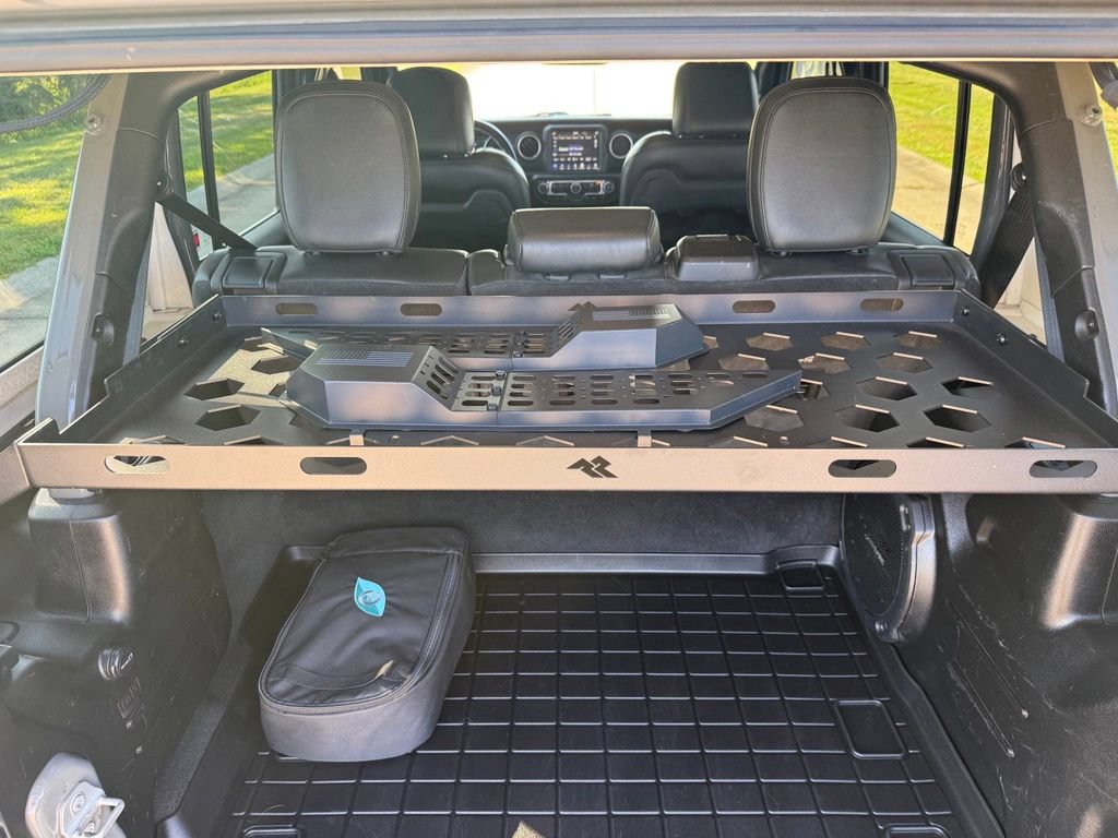 Used 2022 Jeep Wrangler Unlimited Rubicon 4xe w/ Steel Bumper Group AWD/4WD image 8