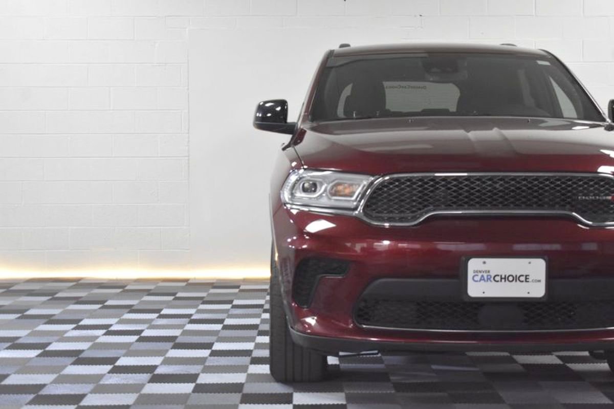 Used 2023 Dodge Durango SXT Launch Edition AWD/4WD image 27