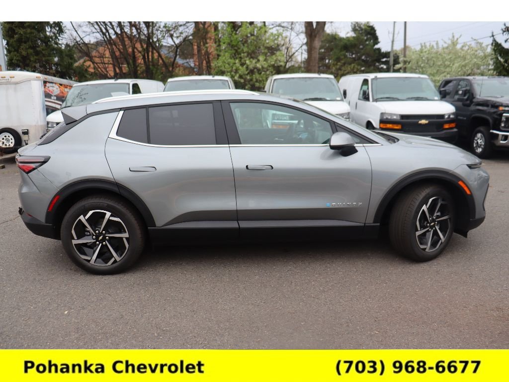 New 2026 Chevrolet Equinox EV LT FWD image 8