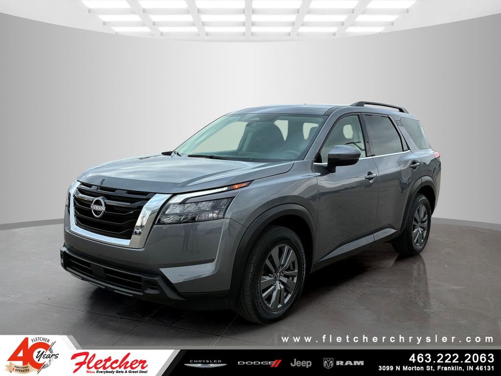 Used 2025 Nissan Pathfinder SV image 1