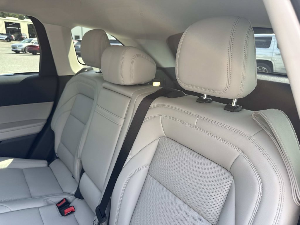 New 2026 Lincoln Nautilus Premier AWD/4WD image 14