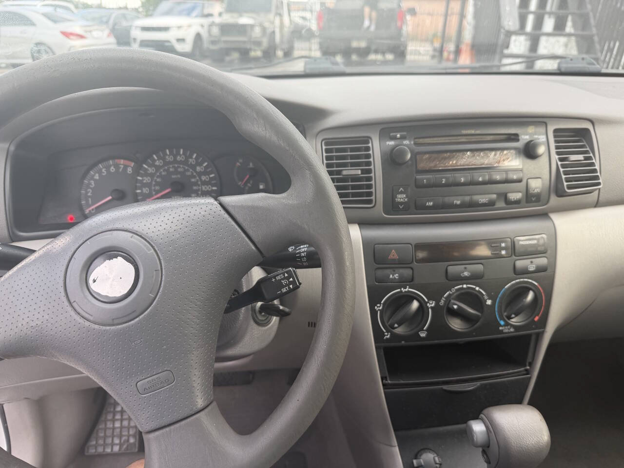 Used 2005 Toyota Corolla LE FWD image 10