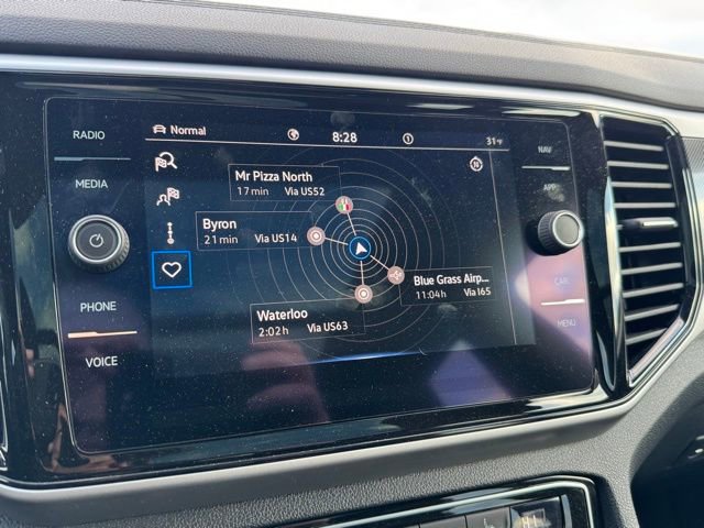 Used 2022 Volkswagen Atlas Cross Sport SEL R-Line image 3