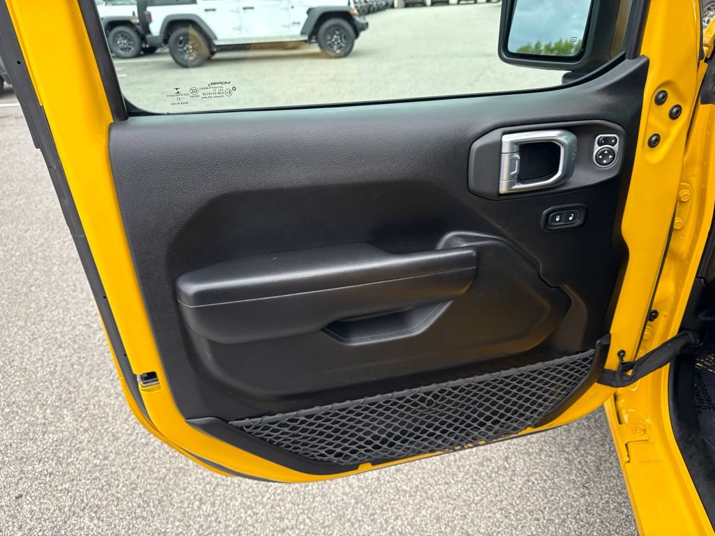 Certified 2021 Jeep Wrangler Sport AWD/4WD image 18