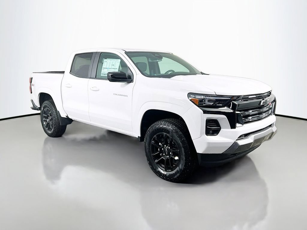 New 2026 Chevrolet Colorado Z71 w/ Midnight Edition AWD/4WD image 3