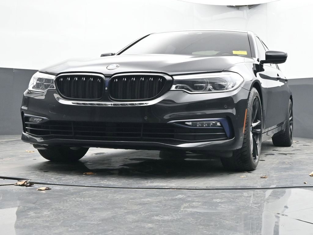 Used 2017 BMW 540i xDrive image 26