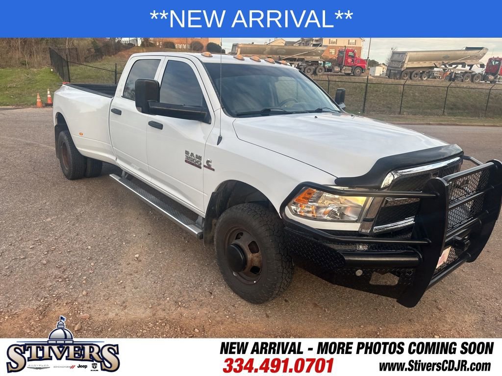 Used 2015 RAM 3500 Tradesman w/ Chrome Appearance Group image 2