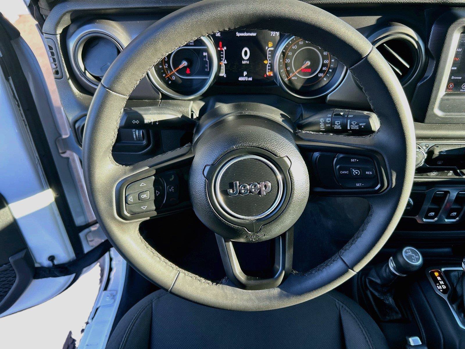 Used 2023 Jeep Wrangler Sport AWD/4WD image 38
