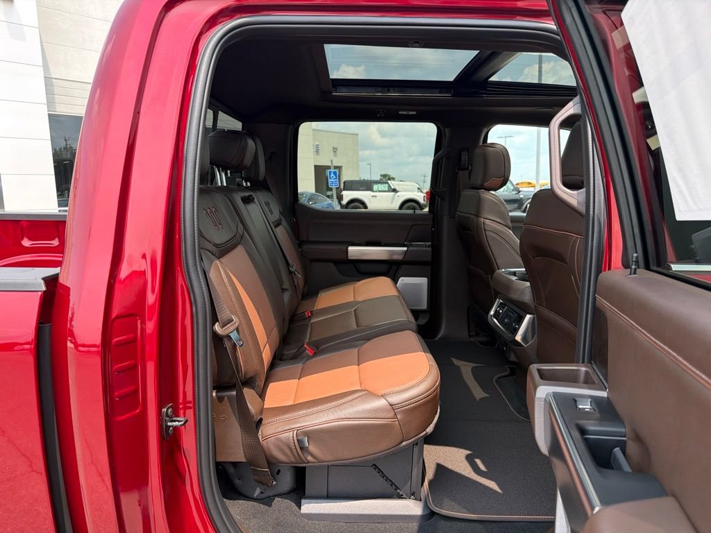New 2026 Ford F250 4x4 Crew Cab Super Duty image 18