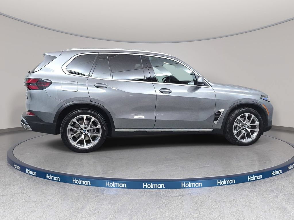Used 2026 BMW X5 xDrive40i w/ Climate Comfort Package AWD/4WD image 5