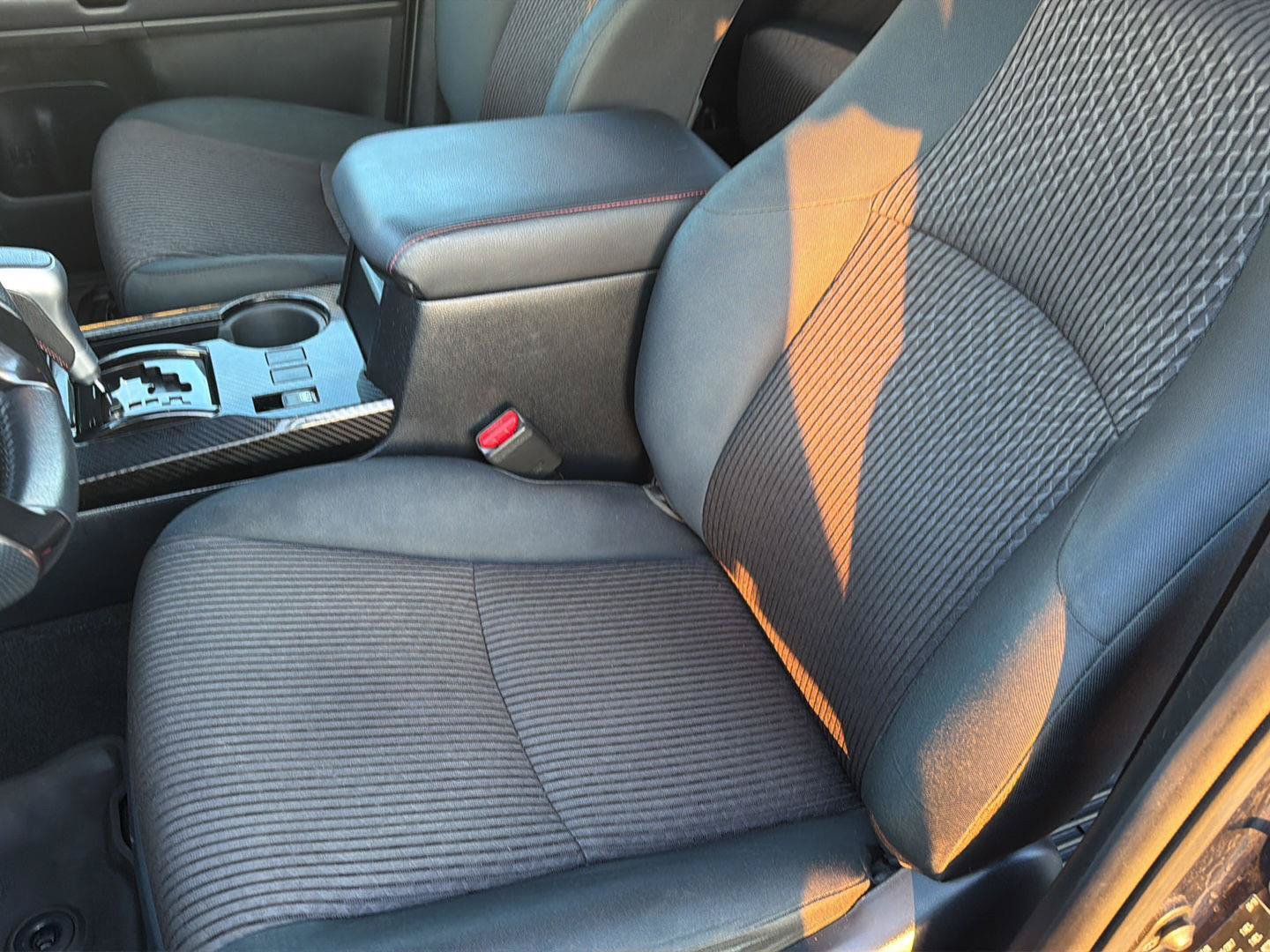 Used 2019 Toyota 4Runner TRD Off-Road AWD/4WD image 30