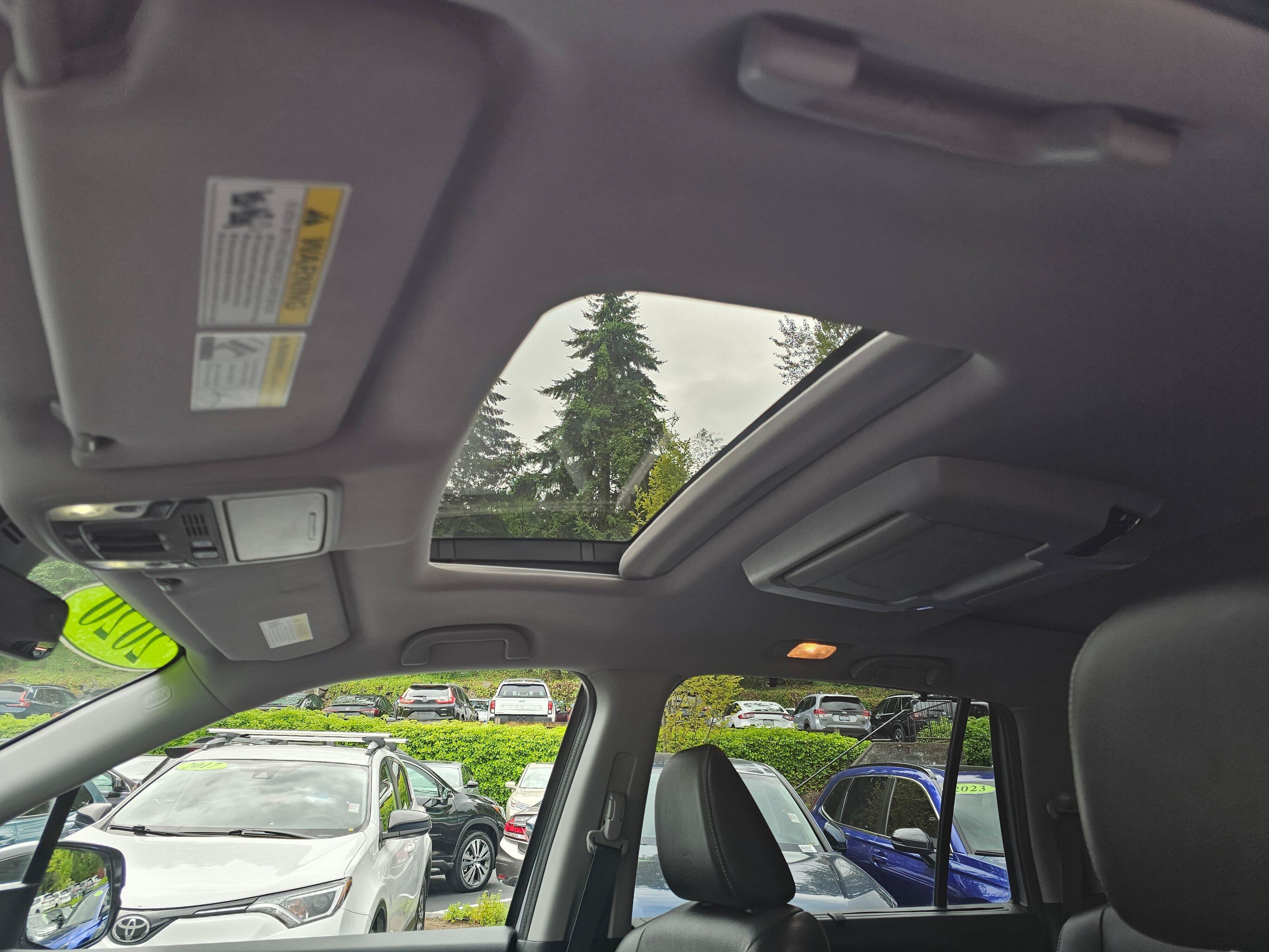 Used 2020 Honda Pilot Elite image 26