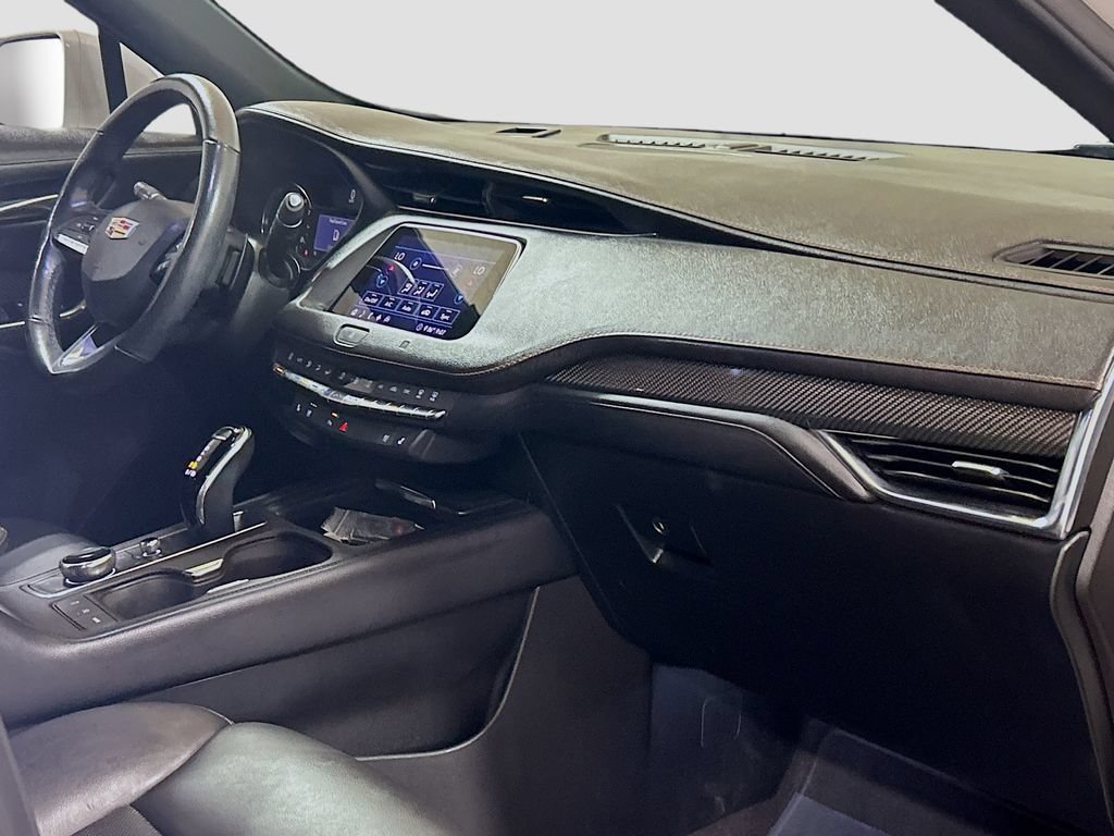 Used 2020 Cadillac XT4 Sport FWD image 26
