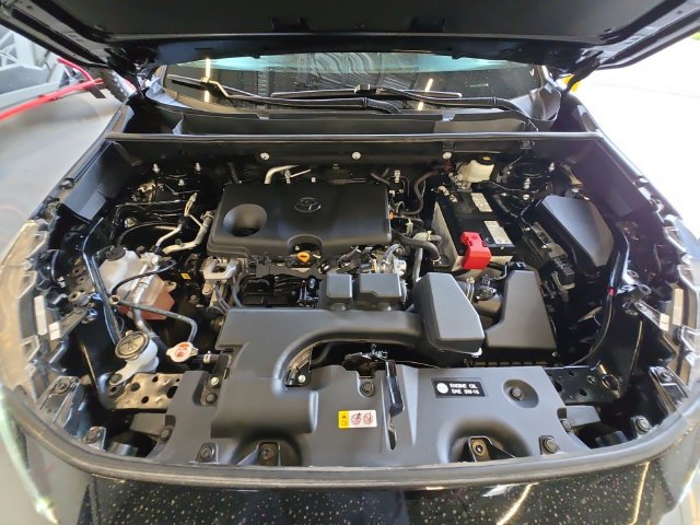 Used 2025 Toyota RAV4 XLE AWD/4WD image 24