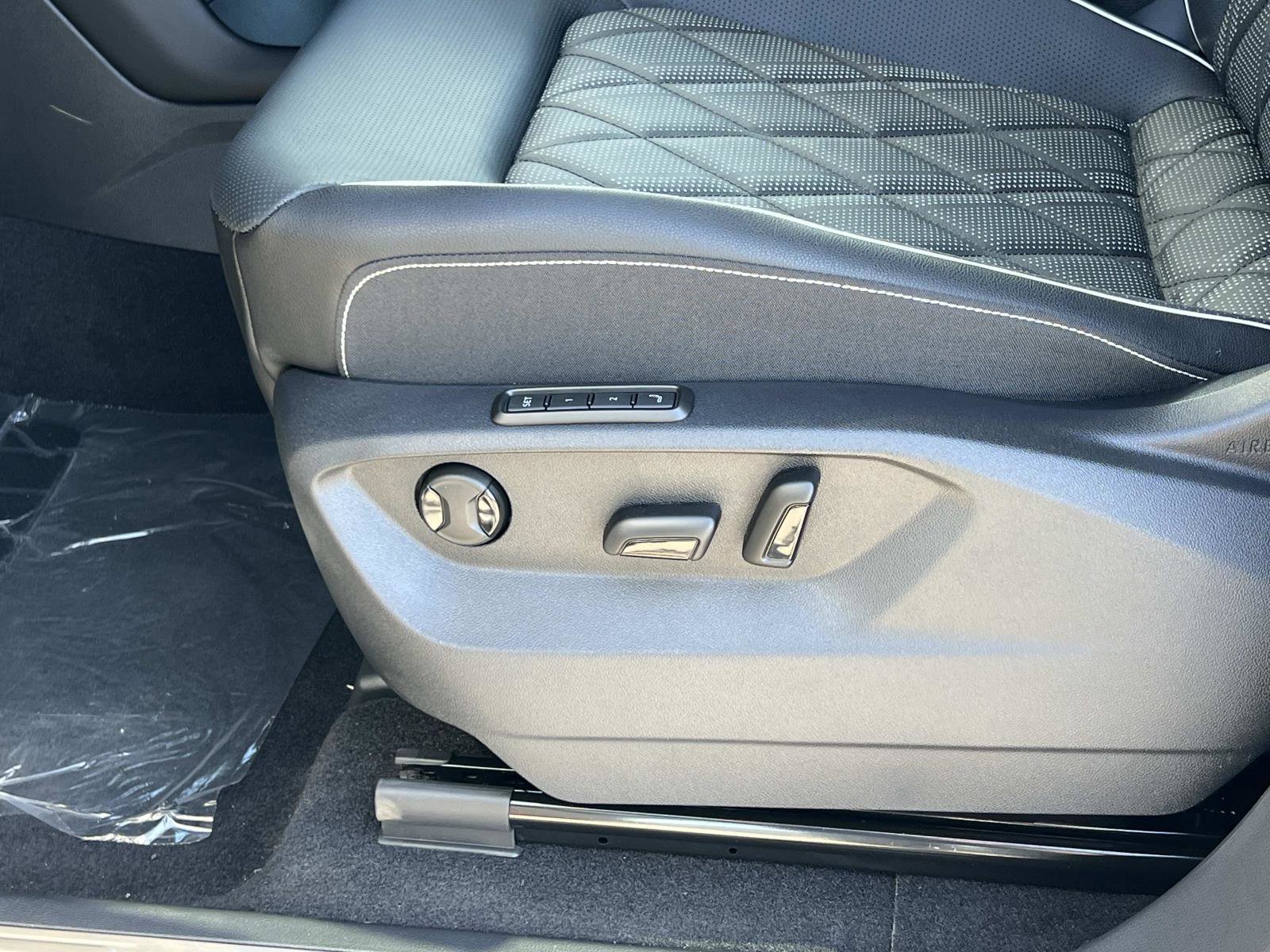 New 2026 Volkswagen Atlas SEL Premium R-Line image 20