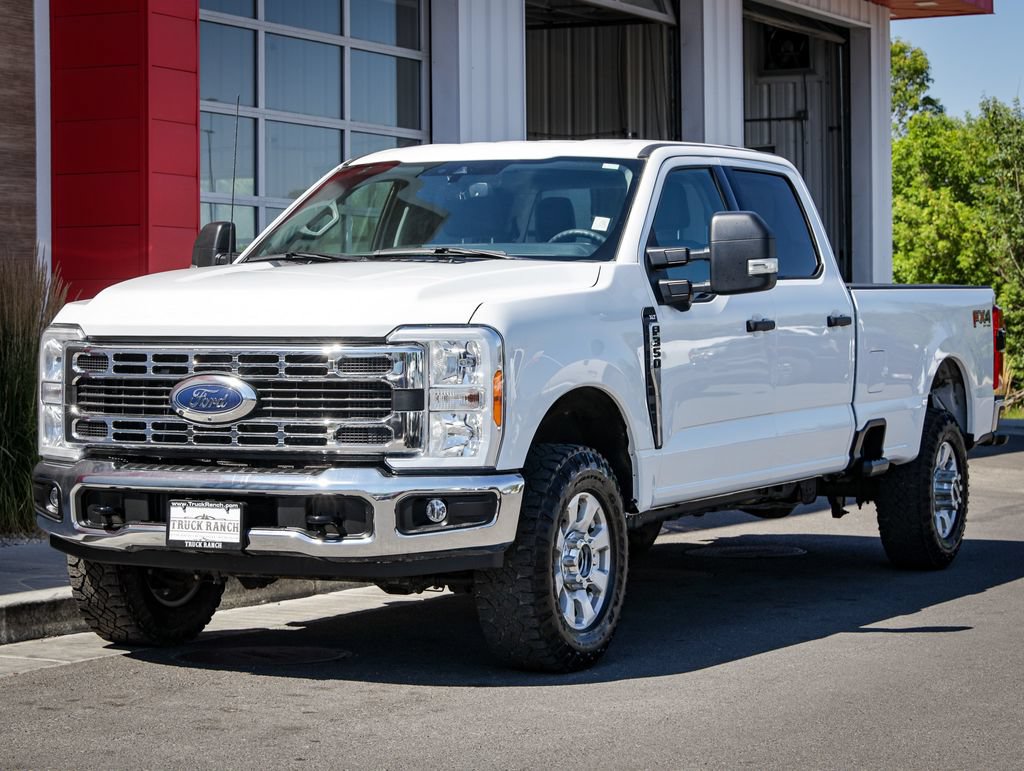 Used 2023 Ford F350 XLT w/ 360-Degree Camera Package AWD/4WD image 8
