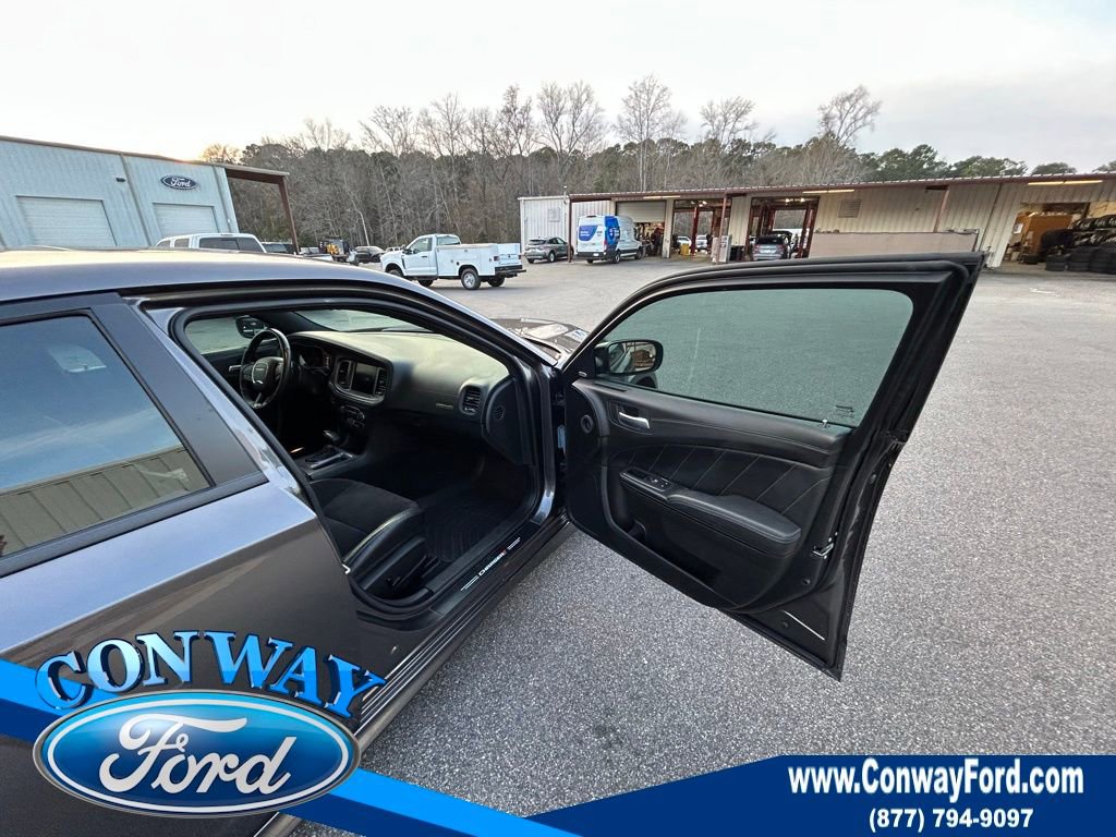Used 2023 Dodge Charger R/T w/ Plus Group image 23