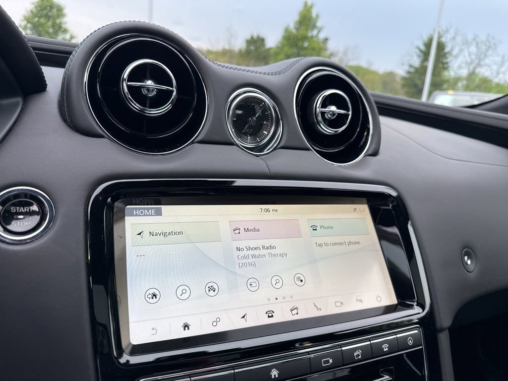 Used 2019 Jaguar XJ L Portfolio AWD/4WD image 19