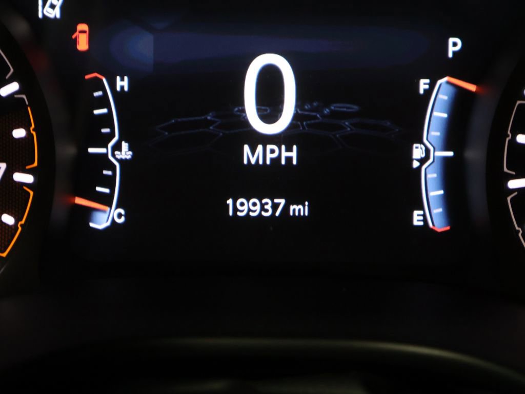 Used 2023 Jeep Compass Latitude image 36