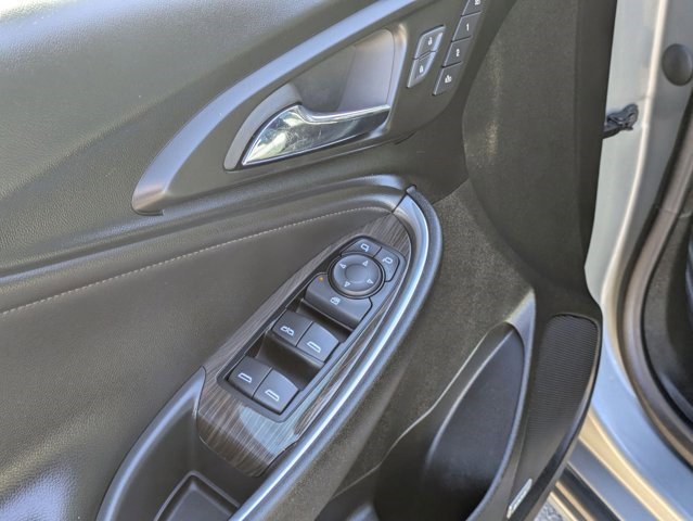 Certified 2023 Chevrolet Malibu LT image 10