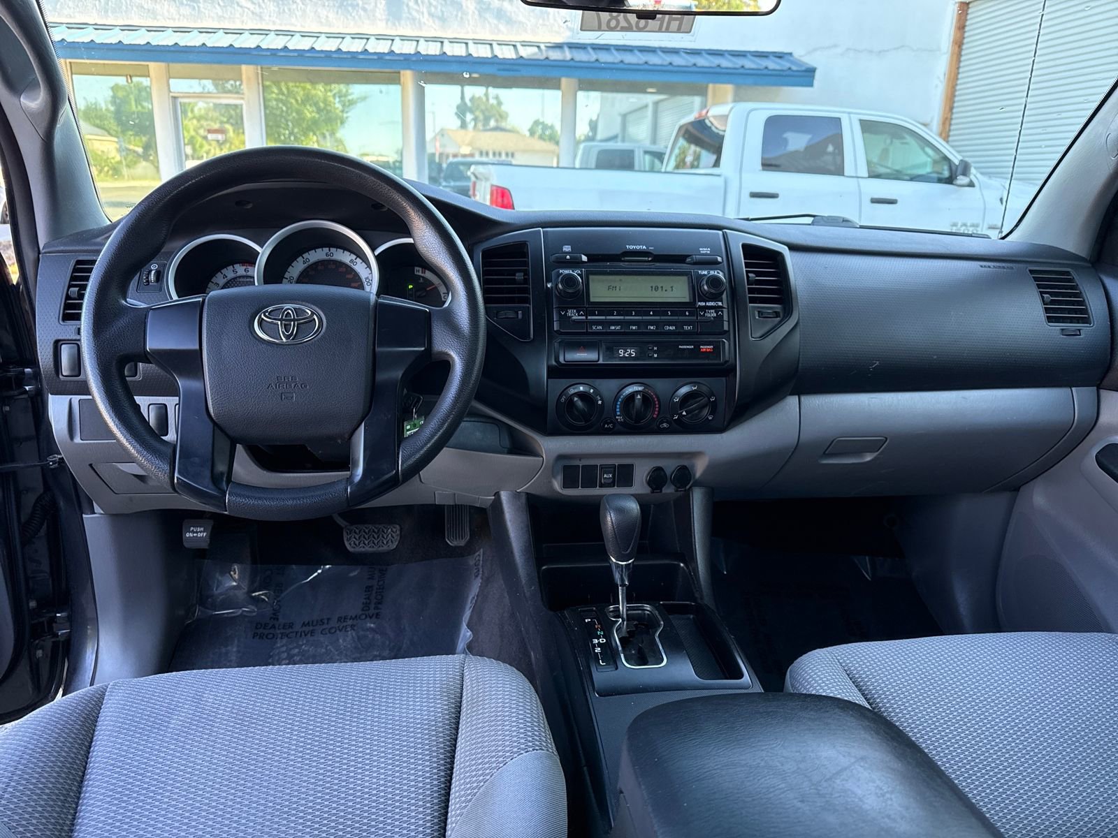 Used 2012 Toyota Tacoma 2WD Access Cab image 12