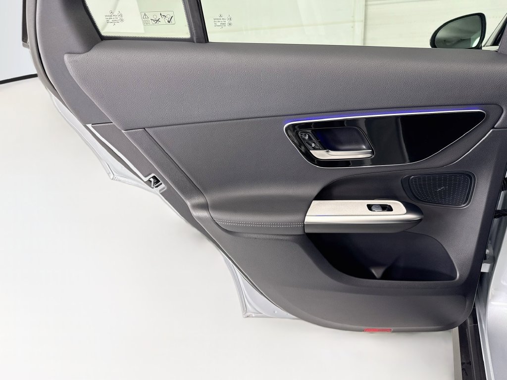 Certified 2026 Mercedes-Benz GLC 300 image 24