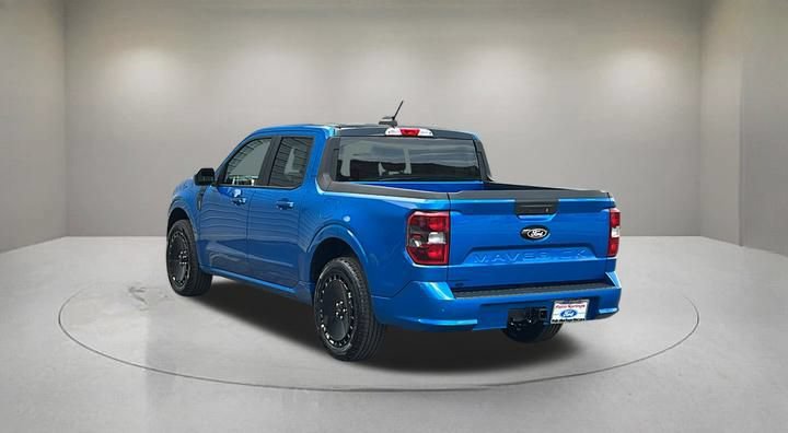 New 2025 Ford Maverick Lobo image 6