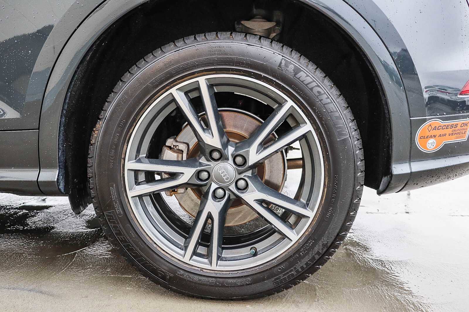 Used 2020 Audi Q5 e Premium Plus w/ Premium Plus Package image 13