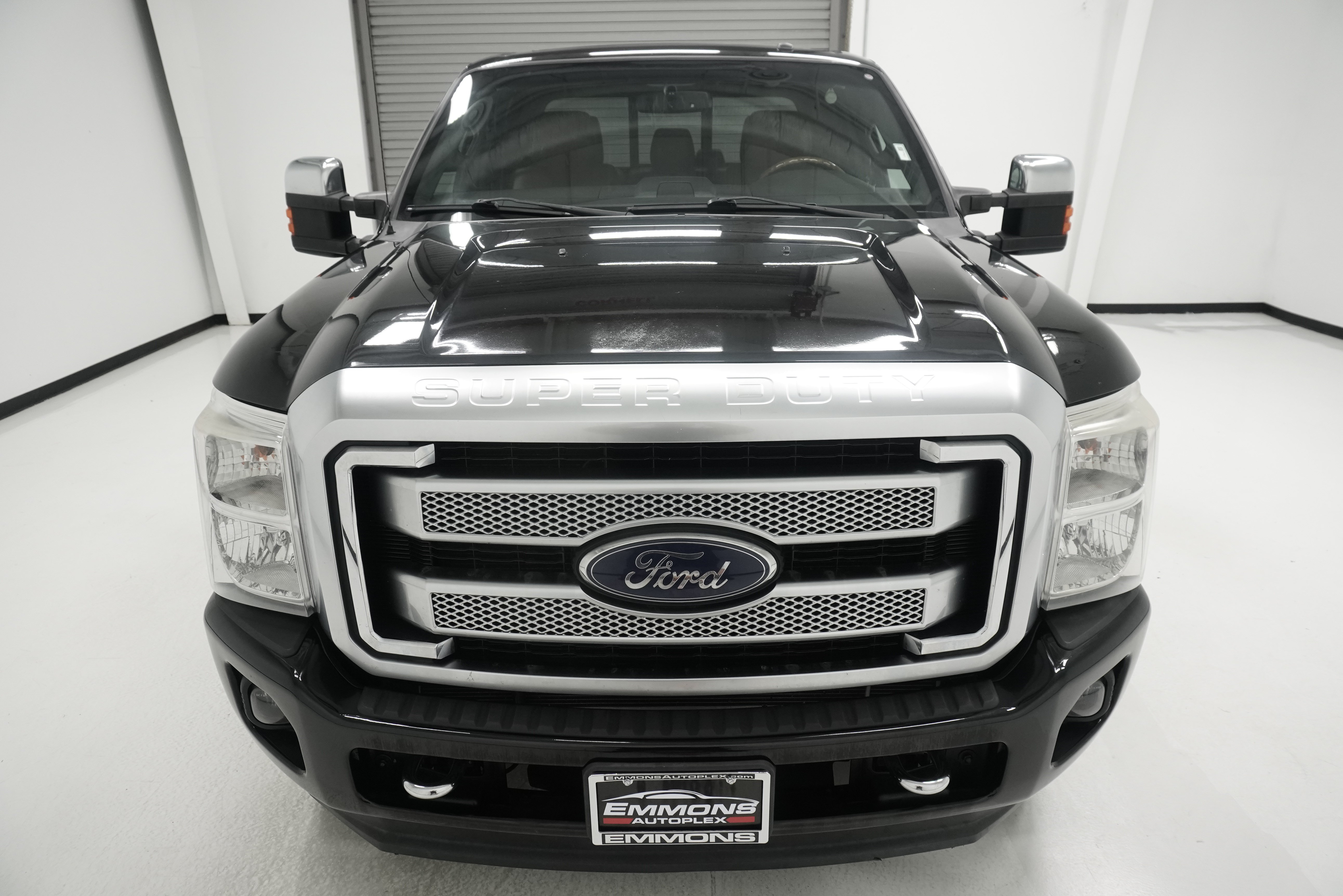 Used 2013 Ford F250 Platinum w/ FX4 Off Road Pkg AWD/4WD image 2