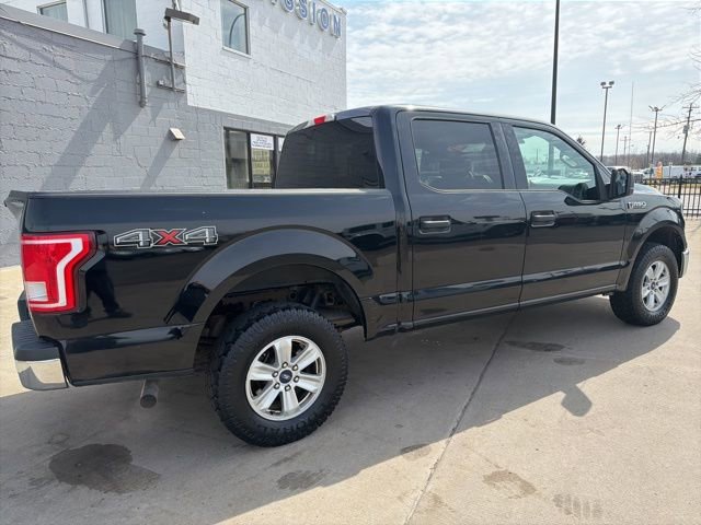 Used 2017 Ford F150 XLT AWD/4WD image 4