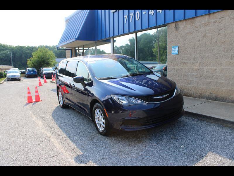 Used 2020 Chrysler Voyager LX